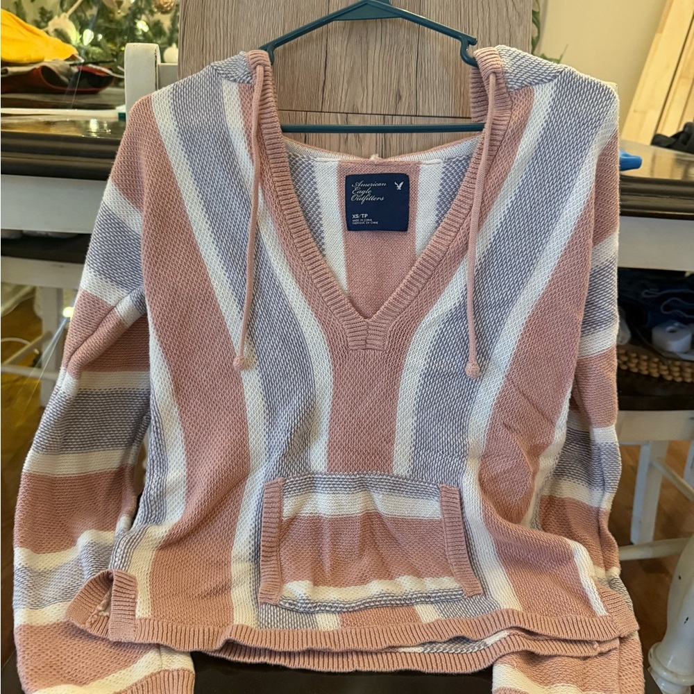 American Eagle Outfitters Pink and White V-Neck Sweater